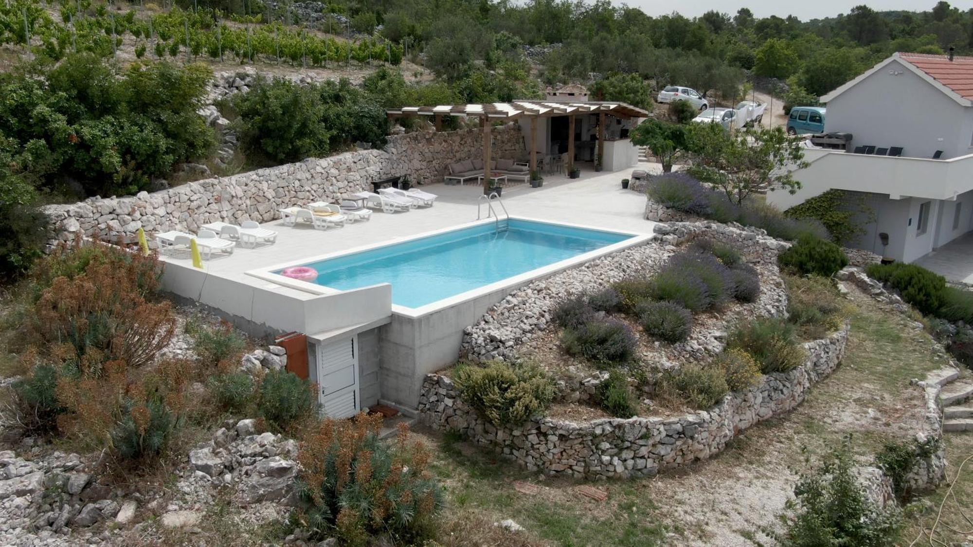 B&B On The Rocks Blizna Donja Exterior photo